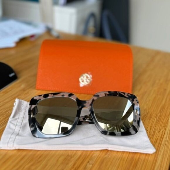 NEW (never worn) Tory Burch Mirrored Tortoise Shell Sunglasses - Picture 1 of 6